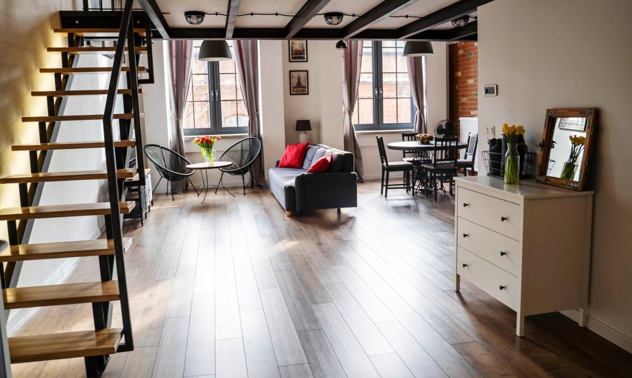 Redcity Loft Zyrardow Exterior foto